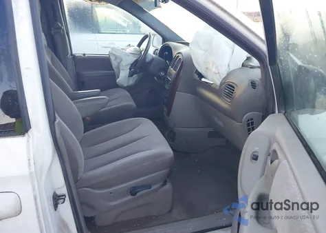 2001 Dodge Grand Caravan Sport z USA, uszkodzony, nr VIN 2B4GT44L21R342197